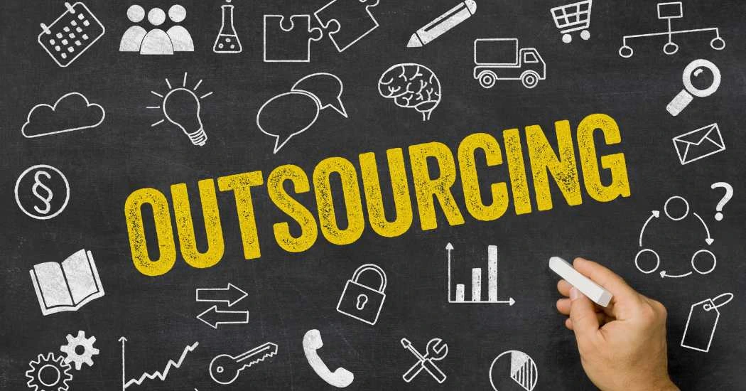 Apa-Itu-Outsourcing-abhitech